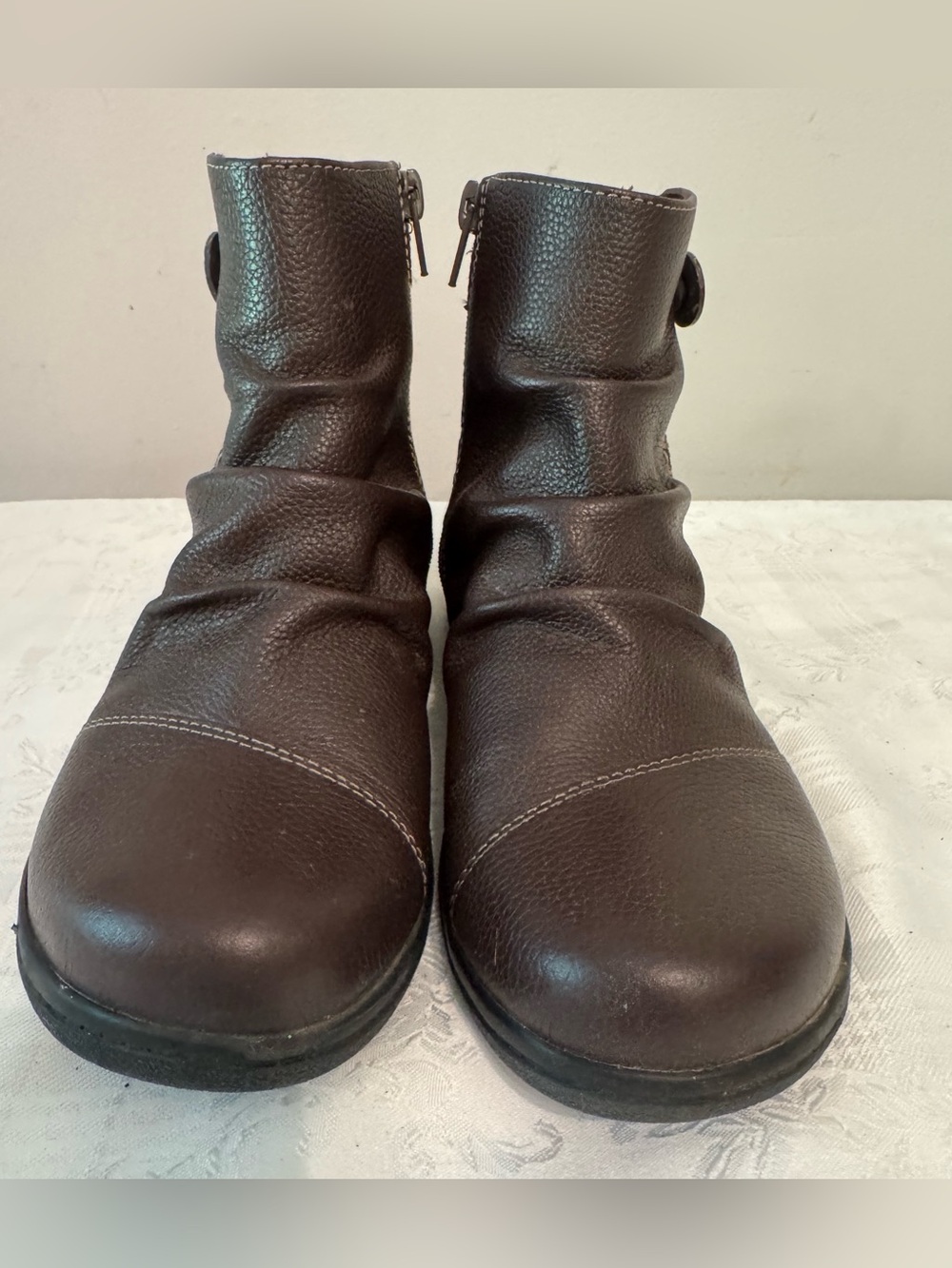 Clark’s Brown Leather Ankle Boots size 7.5